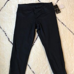 Z by Zella Black Crop Legging with Side Detail L